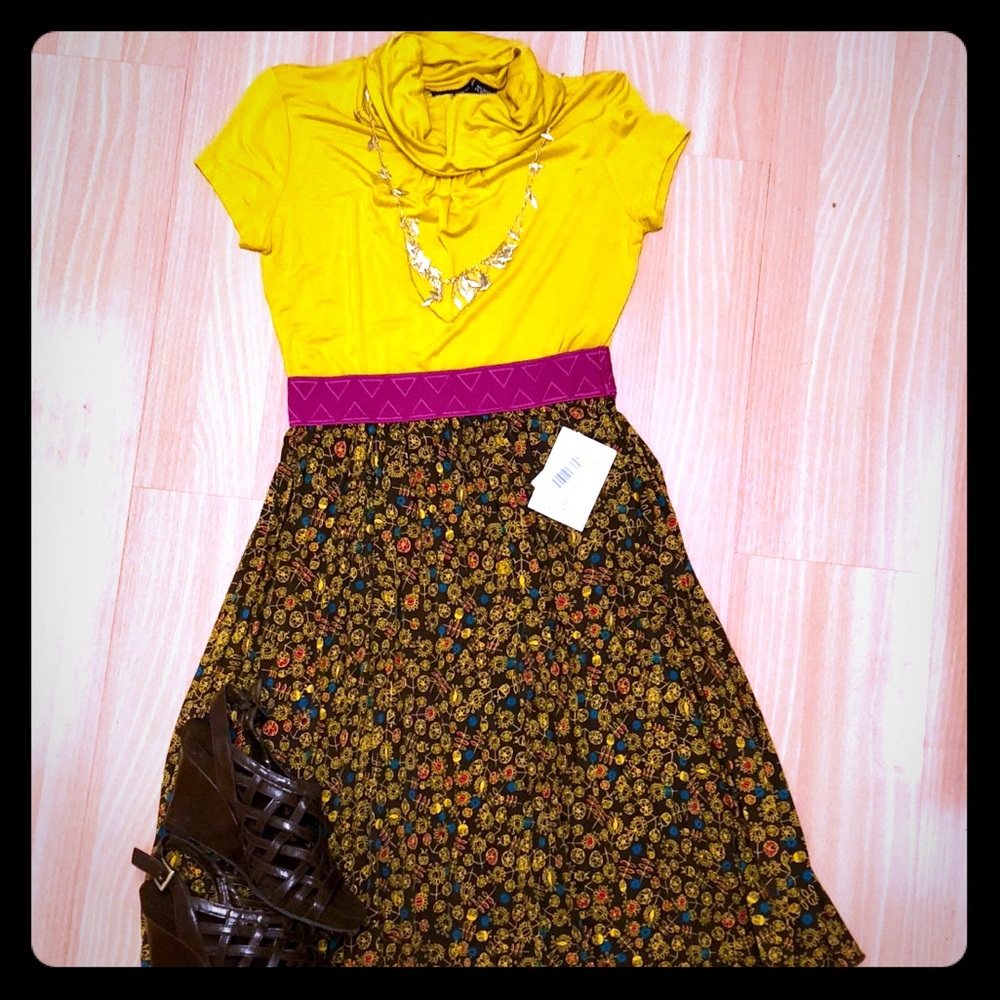 LuLaRoe Jill skirt. Beautiful Fall colors! NWT!